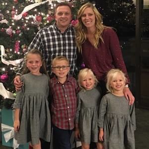 Meet your Posher, Holly